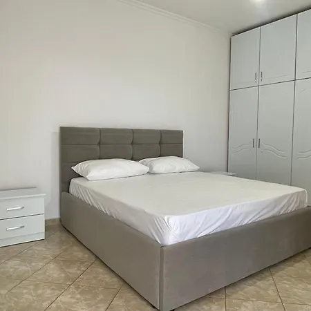 Estivo Seaview Apartment Sarande