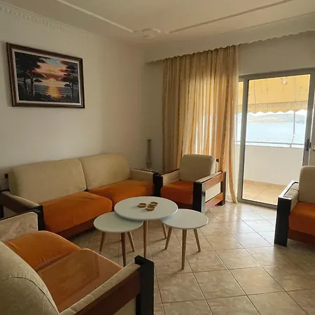 Estivo Seaview Apartment