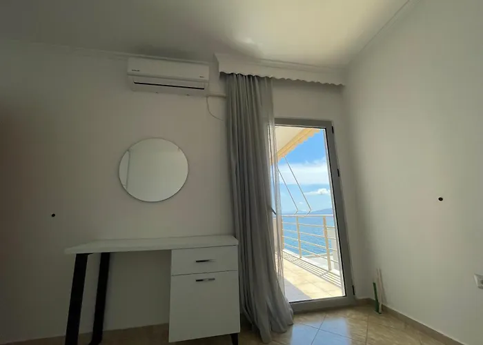 Estivo Seaview Apartament